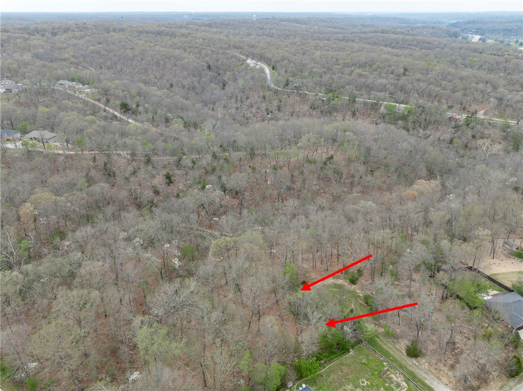 Macon Sub Bvv - Land