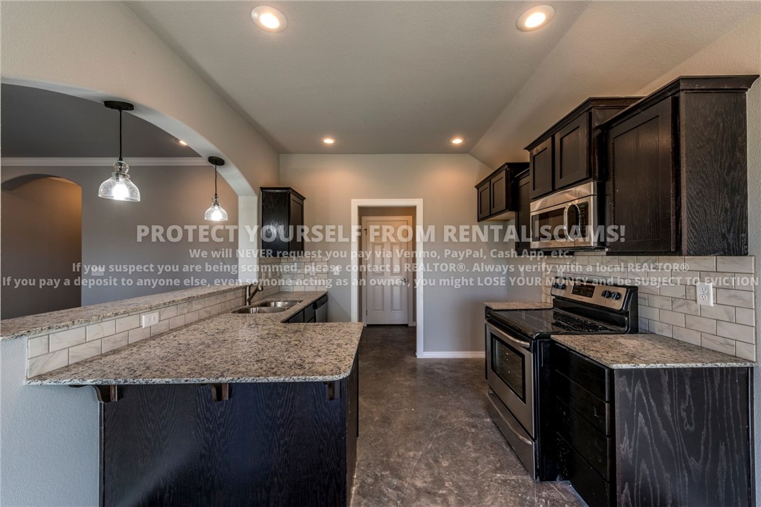 Villages Of Sloanbrooke - Residential Lease