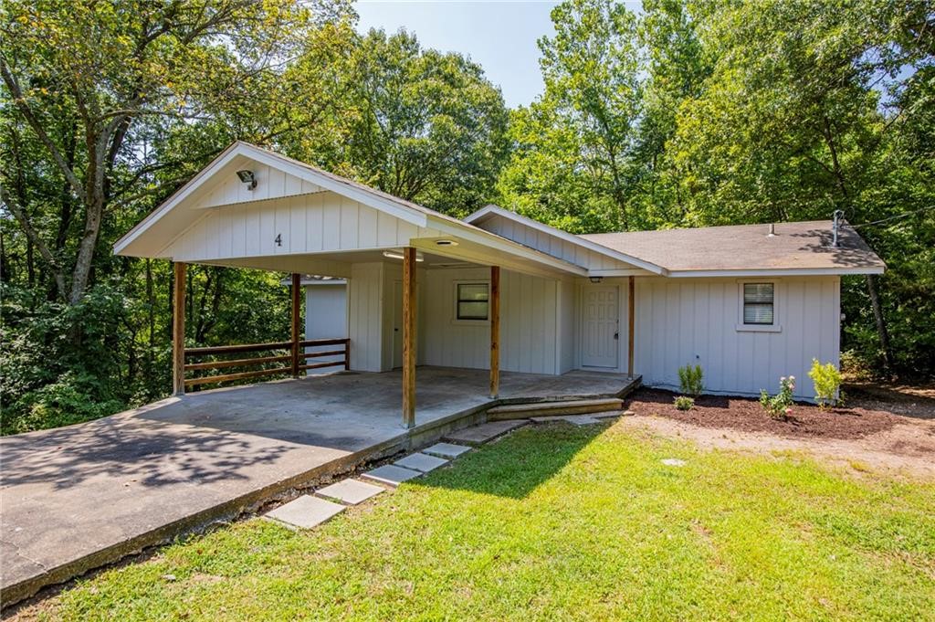 Lovely 2 bed 2 bath home in secluded subdivision in Bella Vista, AR. This home is nestled near beautiful parts of nature. This home features fresh paint inside and out, new granite tops, new stainless-steel appliances, new hardwood floors, new carpet, new light fixtures and much more.