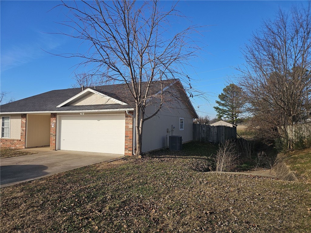 Monte Ne Village - Residential Lease