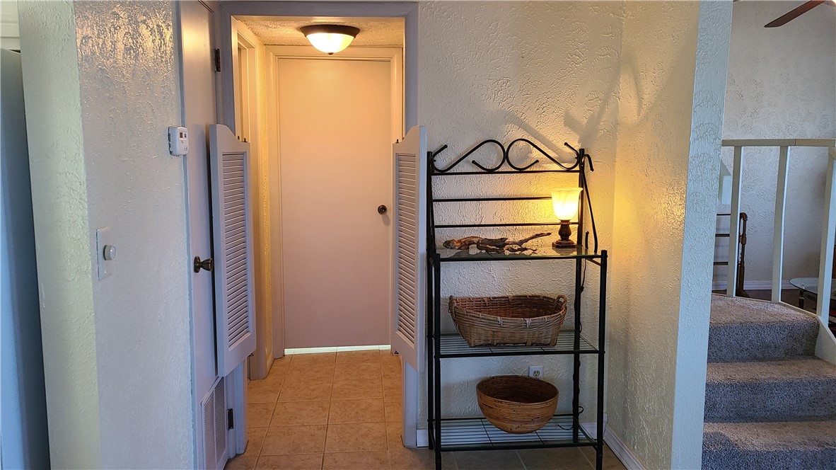 Unit 1C Holiday Island - Residential
