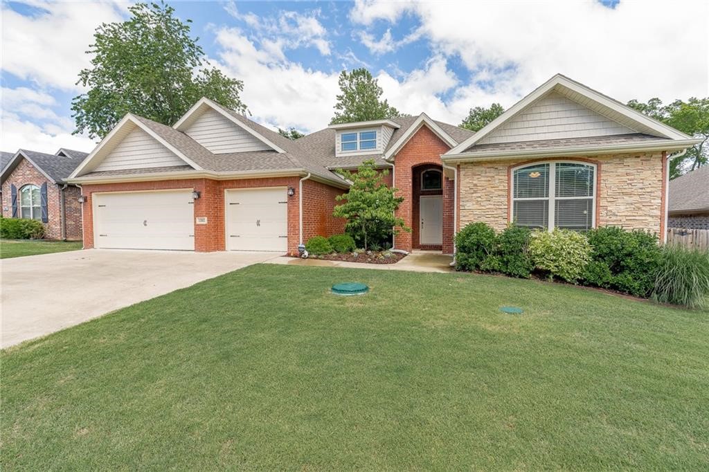 This stunning new listing features 4 spacious bedrooms and 3 beautifully appointed baths, making it the perfect home for families or anyone who loves to entertain guests. The home's hardwood floors provide a warm and inviting ambiance, while the formal dining room offers the perfect setting for hosting dinner parties and holiday gatherings. For those who love to cook, the home's large pantry provides ample storage space for all your kitchen essentials. The kitchen itself boasts gorgeous granite countertops, adding a touch of elegance and sophistication to the space. One of the standout features of this home is its fenced back yard, providing a private oasis for outdoor activities and relaxation. Whether you're hosting a BBQ with friends or enjoying a quiet evening with loved ones, the backyard offers the perfect setting for making lasting memories.