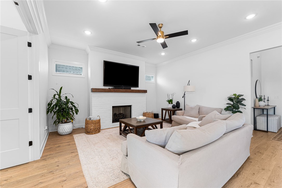 Cobble Creek Sub Rogers - Residential