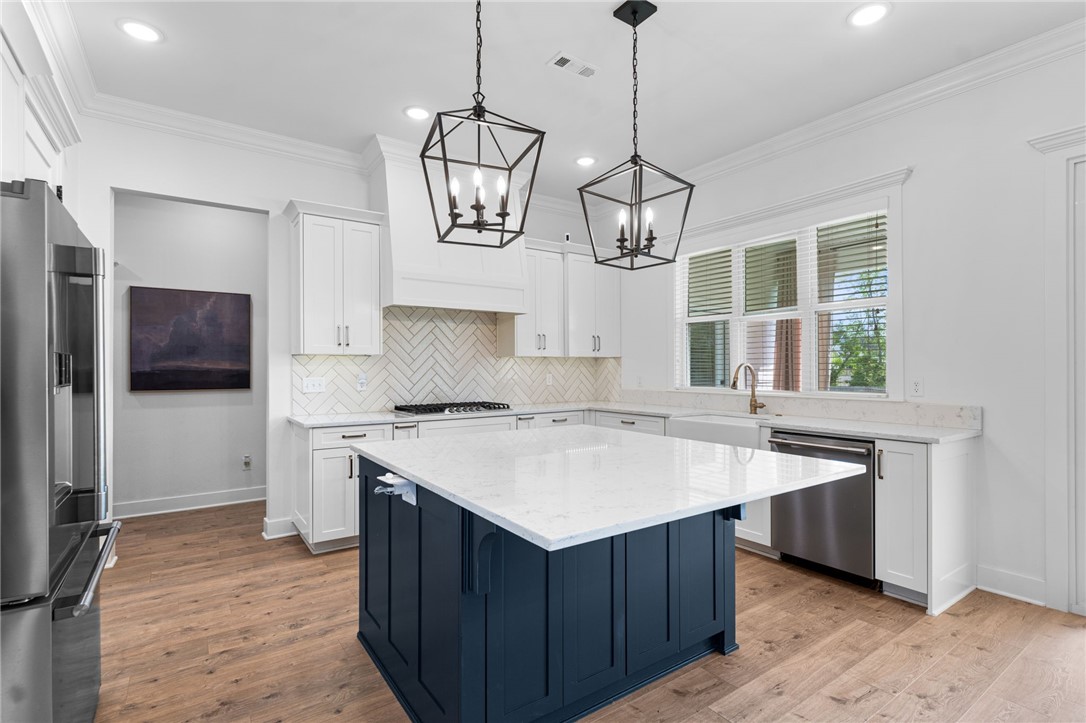 Cobble Creek Sub Rogers - Residential