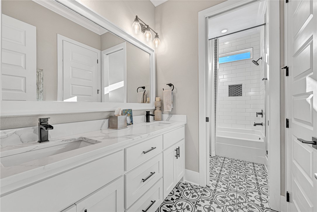 Riverside Estates - Residential