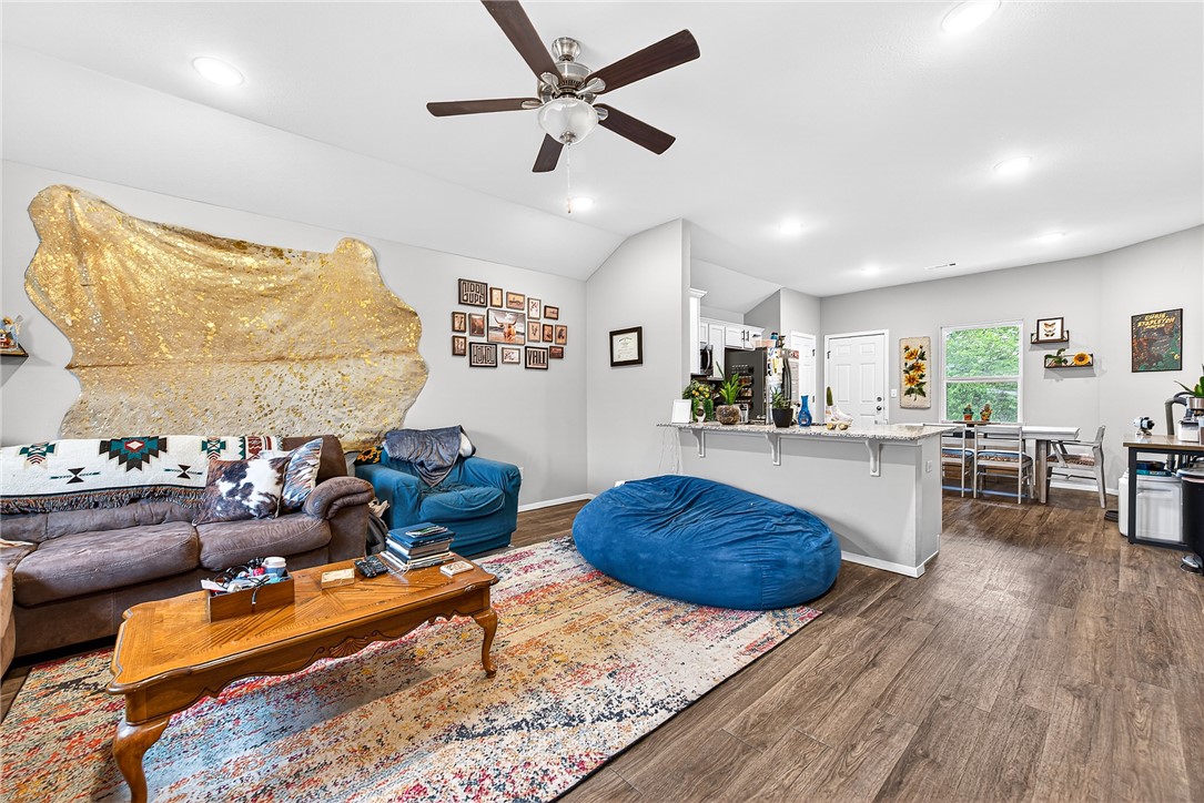 Creekside Meadows - Residential