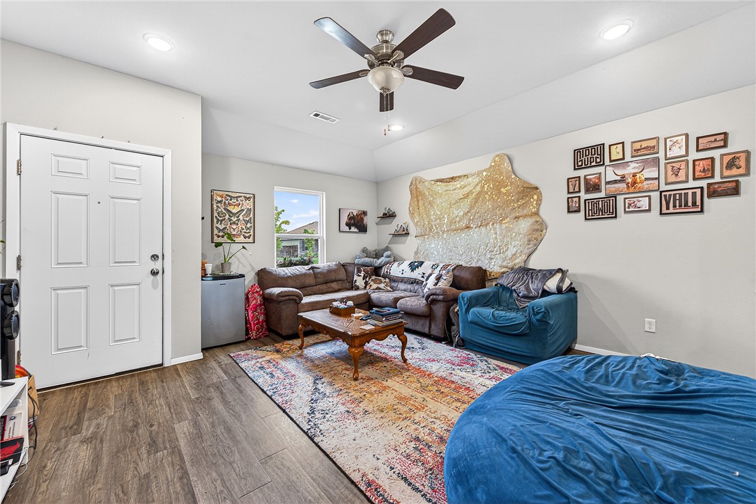 Creekside Meadows - Residential