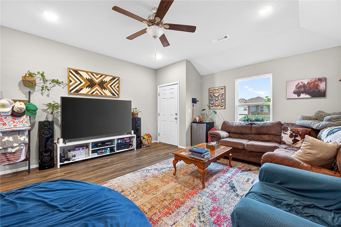 Creekside Meadows - Residential