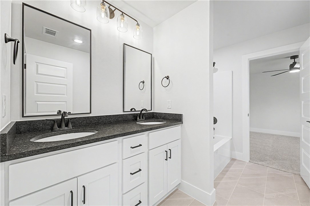 Diamond Estates Ph V Centerton - Residential