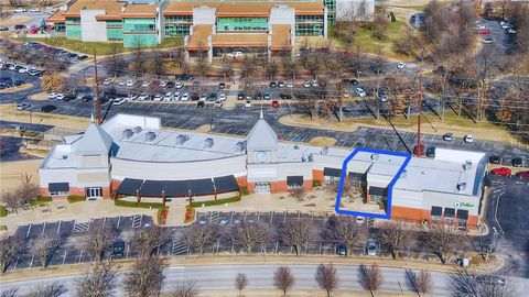 Photo of 5407 Pinnacle Point Drive, Rogers, AR 72758 (MLS # 1333900)