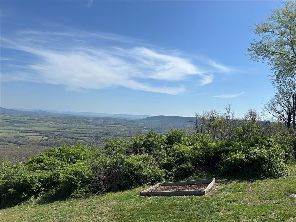 Top of the World Est - Residential