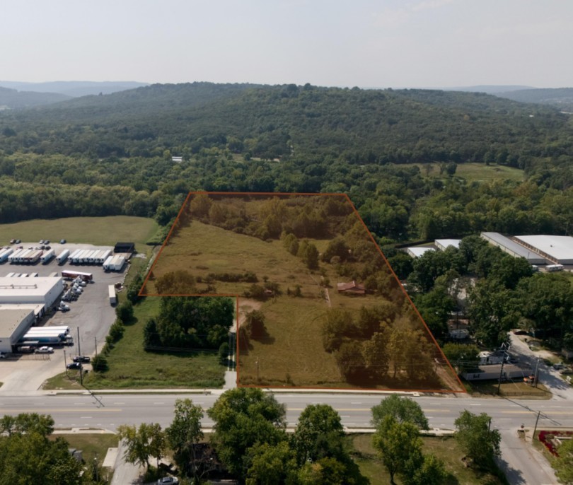 Fayetteville Outlots - Land