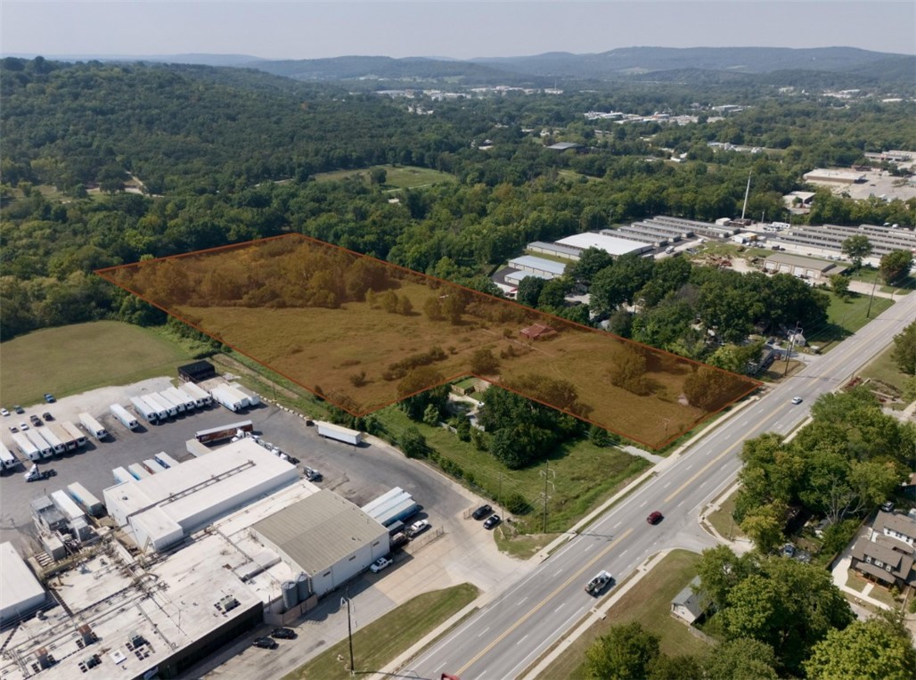 Fayetteville Outlots - Land