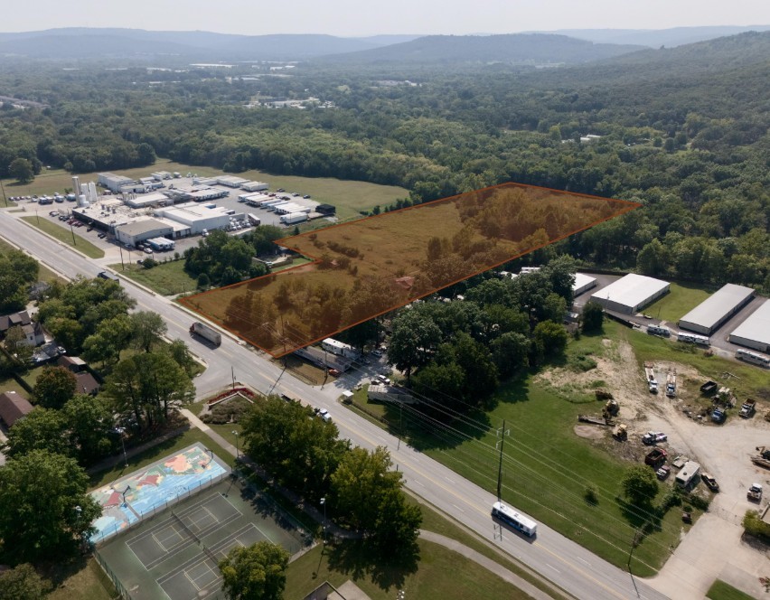Fayetteville Outlots - Land