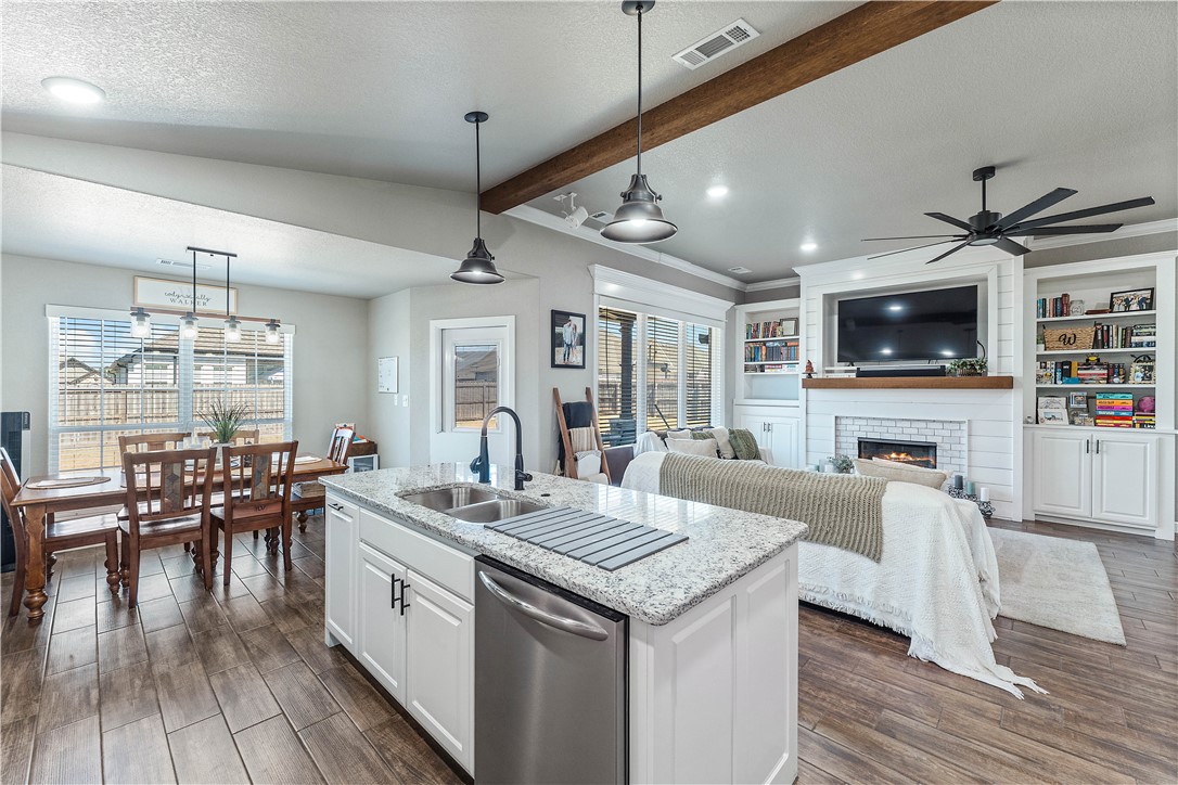 Elkhorn Ridge Sub Ph Iv Pea Ridge - Residential