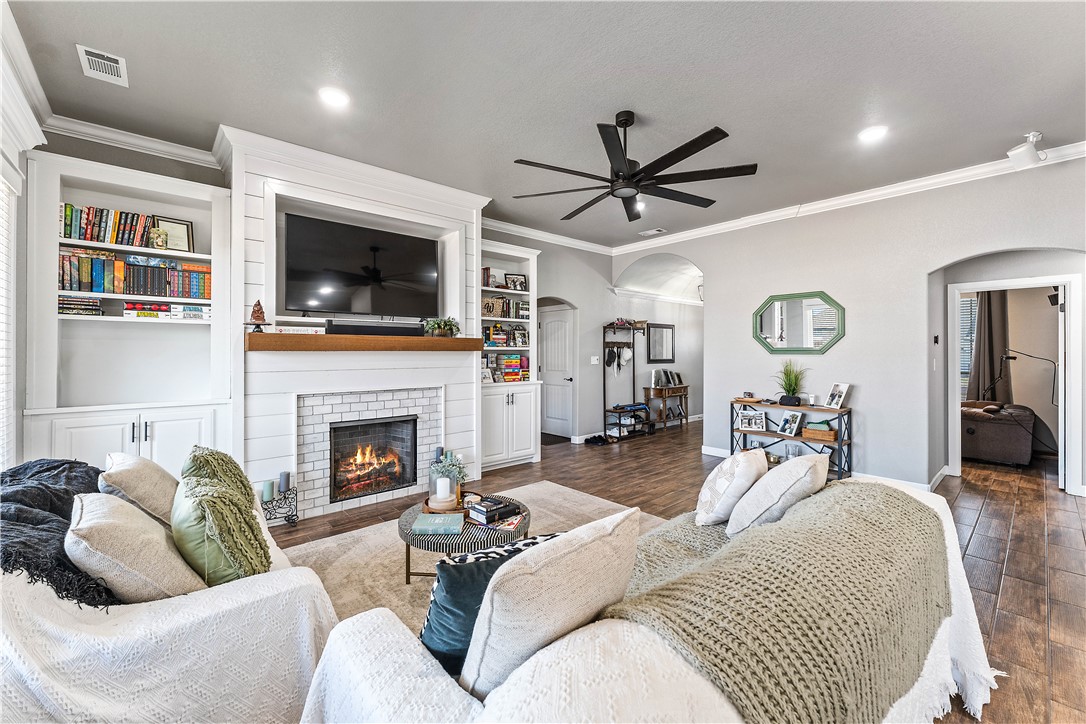 Elkhorn Ridge Sub Ph Iv Pea Ridge - Residential