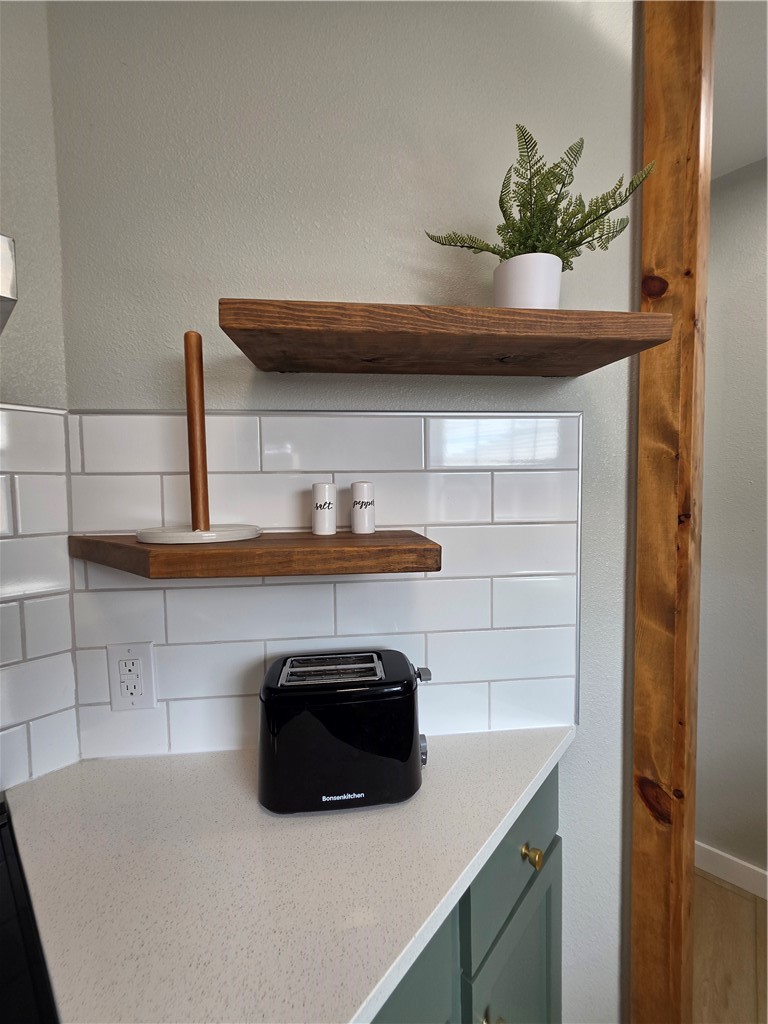 33-20-30 Bentonville - Residential Lease