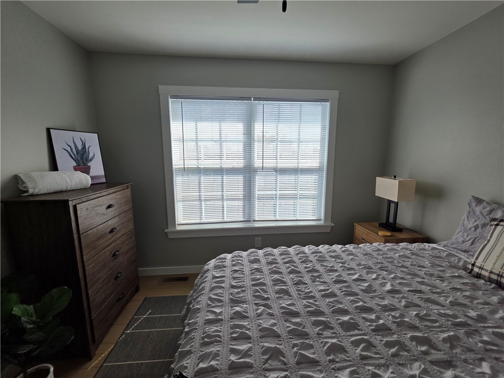 33-20-30 Bentonville - Residential Lease