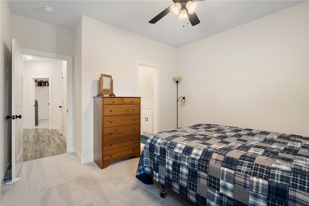 Woodhaven Manor Sub Rogers - Residential