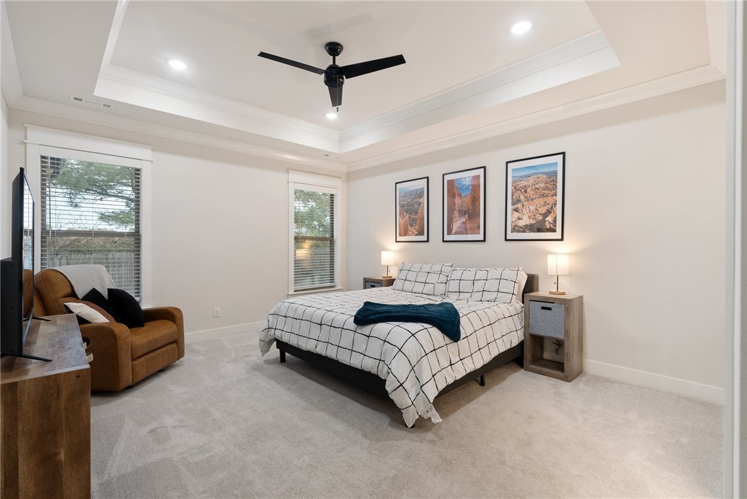 Woodhaven Manor Sub Rogers - Residential
