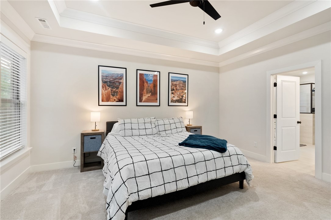 Woodhaven Manor Sub Rogers - Residential