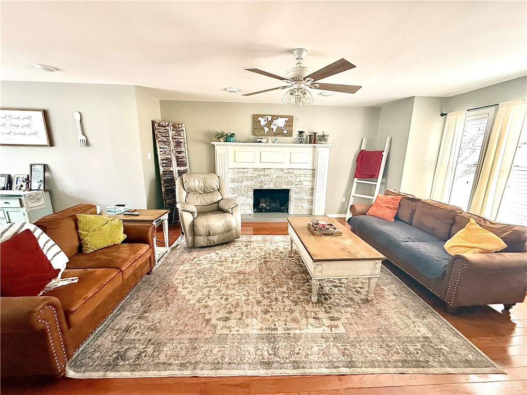 Lands End Ph Ii - Residential