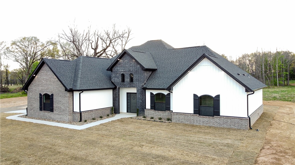 Kick back and relax in this newly developed addition nestled right outside of Alma city limits. This 4 bed, 3 1/2 bath home sits on 3.894 acres and is conveniently located for quick trips to town and I-49/I-40 access, making commuting a breeze. This beautiful home comes with quartz countertops throughout, two large stand in showers, a generously sized master closet, and a spacious hidden pantry.