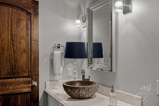 Estates of Lakeway - Residential