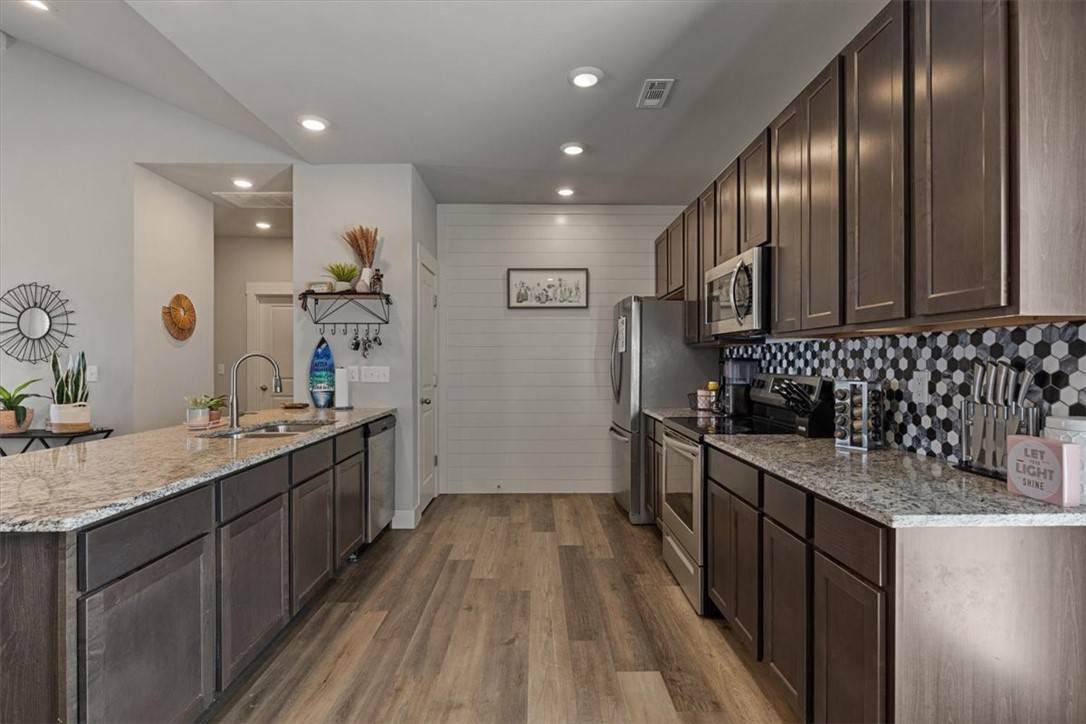 Lockhart Sub Bvv - Residential