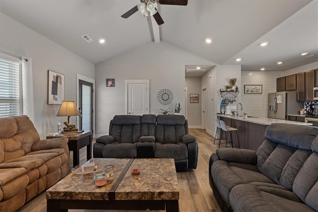 Lockhart Sub Bvv - Residential