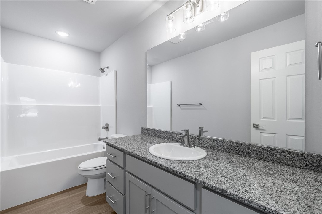 Woodward Park Ph I Highfill - Residential Lease