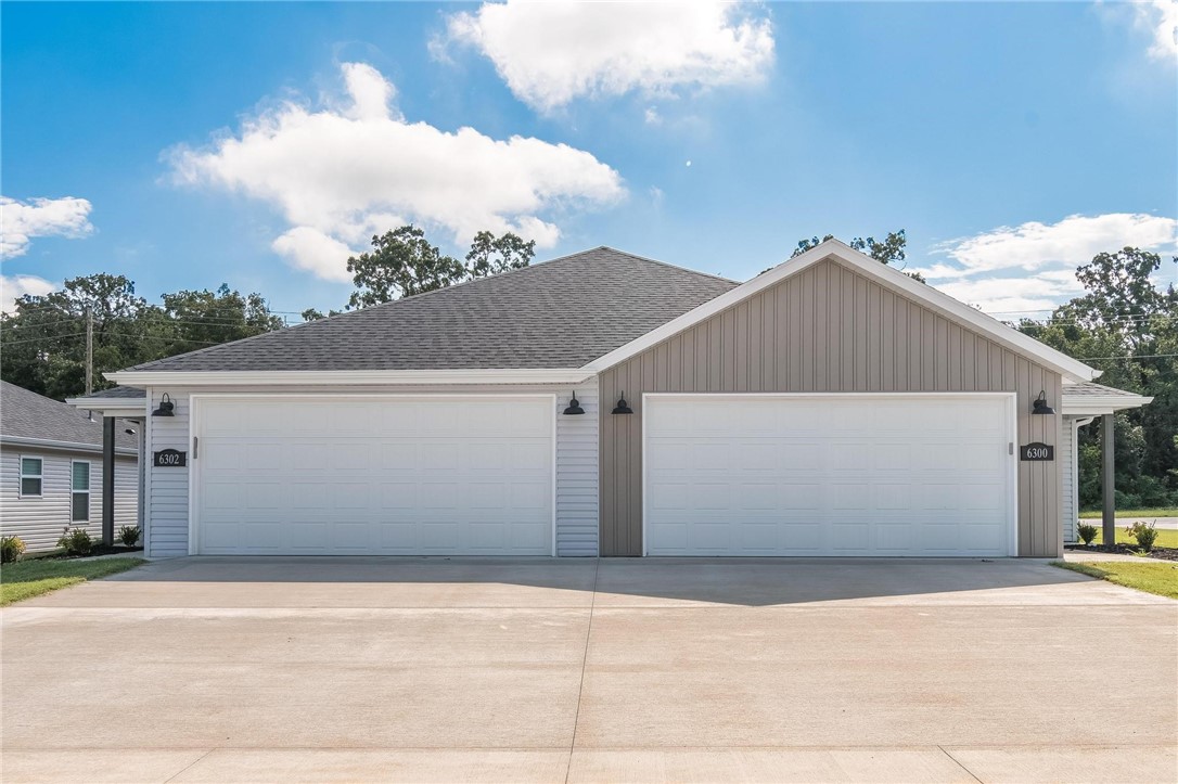 Woodward Park Ph I Highfill - Residential Lease