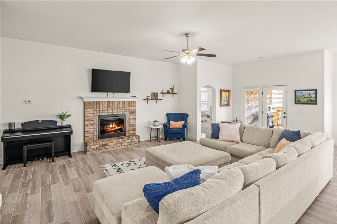 Willowbrook Farms Sub Ph Ii Bentonville - Residential