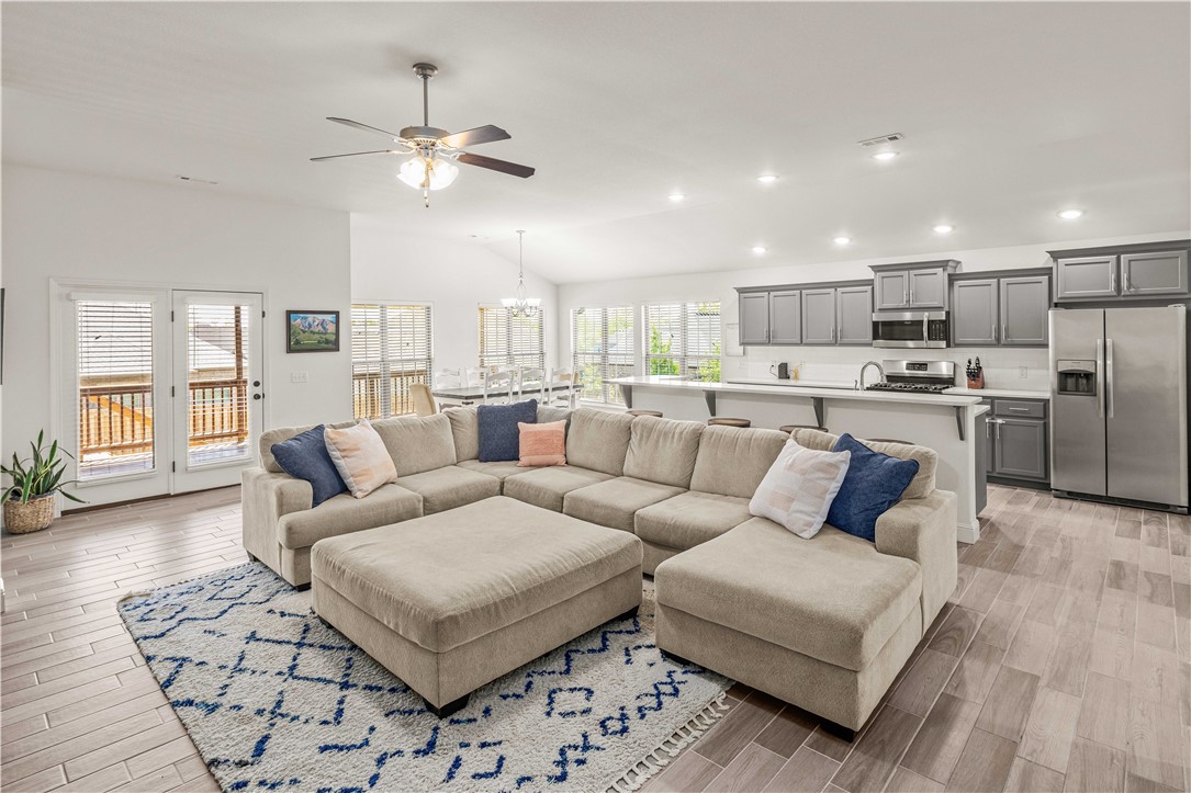 Willowbrook Farms Sub Ph Ii Bentonville - Residential