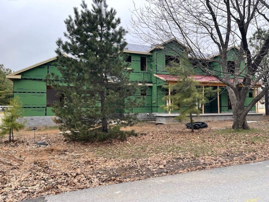 5 Bedroom 4.5 Baths with a Bonus room on 0.5 acre lot in Downtown Proper Fayetteville - This home is custom designed and built featuring a new architectural concept, Coastal Transitional. This home has incredible natural light, featuring a split floor-plan with open-concept, great for indoor/outdoor living, vaulted beams, and dual primary capabilities with it’s own private entrance,  chef’s kitchen with a butler’s pantry, 5 star energy efficient, and also imagine watching the sunset from your amazing rooftop deck.