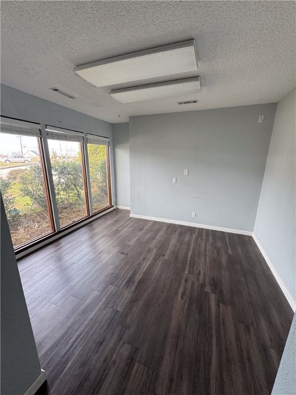 CENTER ONE HORIZONTAL-ROGERS - Commercial Lease