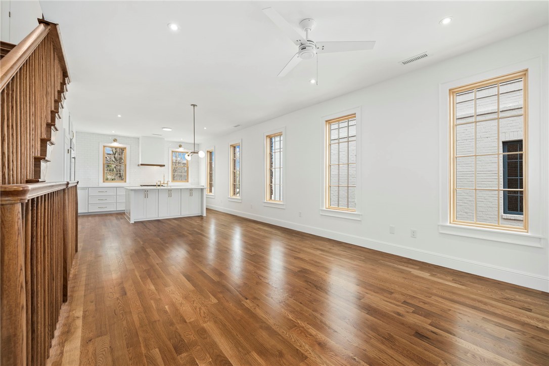 Elliott Corner - Residential