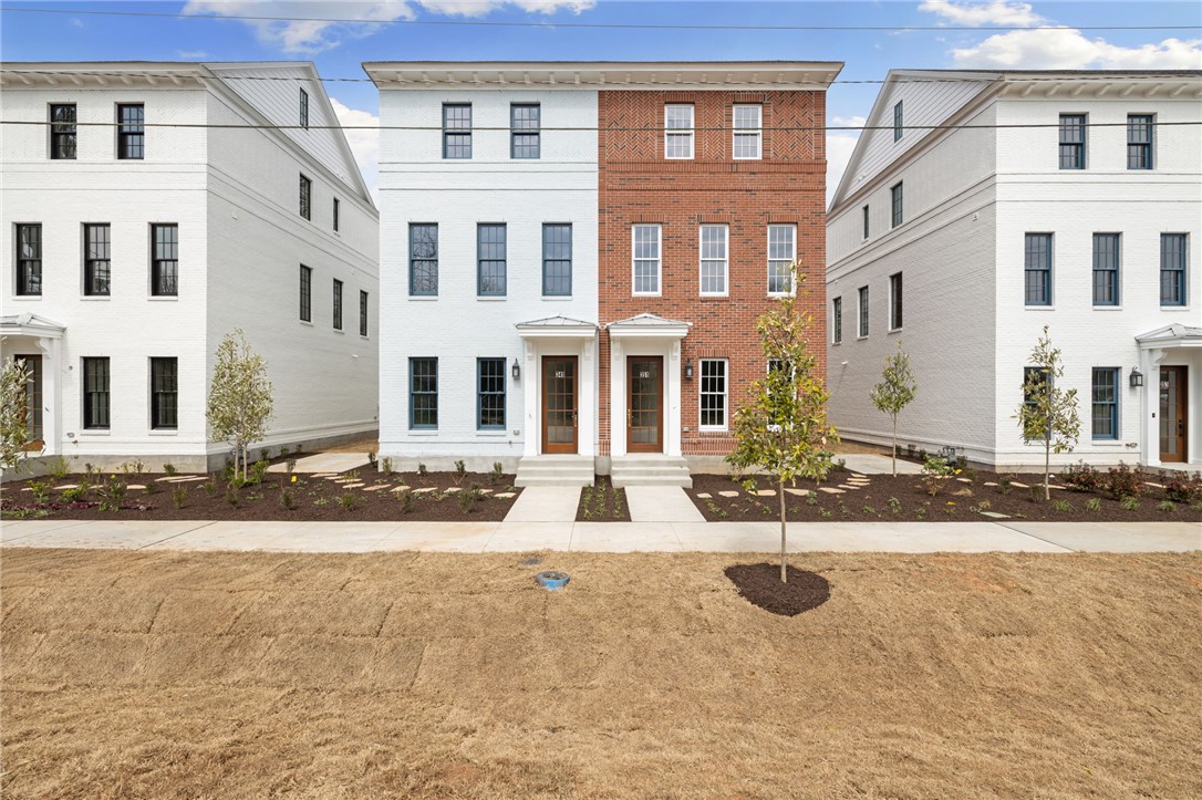 Elliott Corner - Residential