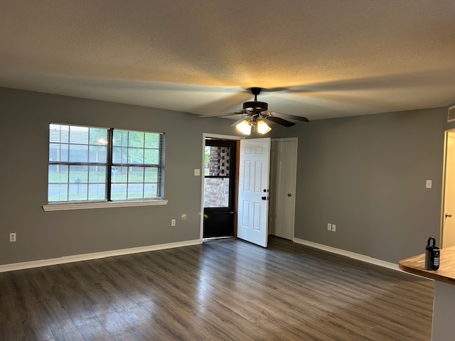 Oakridge Villa Ph Iii - Residential