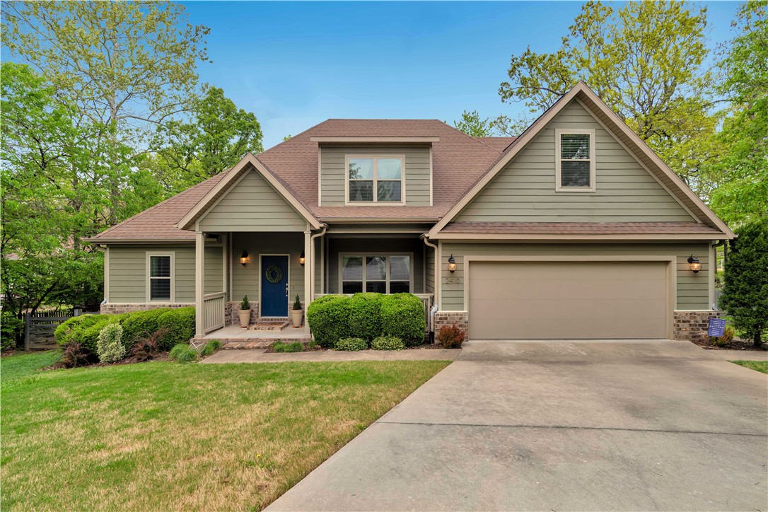 Beautiful home tucked away in a quiet cul-de-sac in one of Fayettevilleā s nicest established neighborhoods. The home sits at the end of the cul-de-sac street with lots of mature trees offering great shade in the backyard. Amazing open floor plan that is light & airy w/tall ceilings. Spacious living room, kitchen & casual dining all open into each other. Formal dining room is adjacent but a defined space. The primary bedroom & guest bedroom are on the main level. Upstairs features two bedrooms & a bonus room. Abundant storage throughout. Two-level back deck & large backyard. Meticulously maintained & in pristine condition! Donāt miss seeing this gorgeous home!
