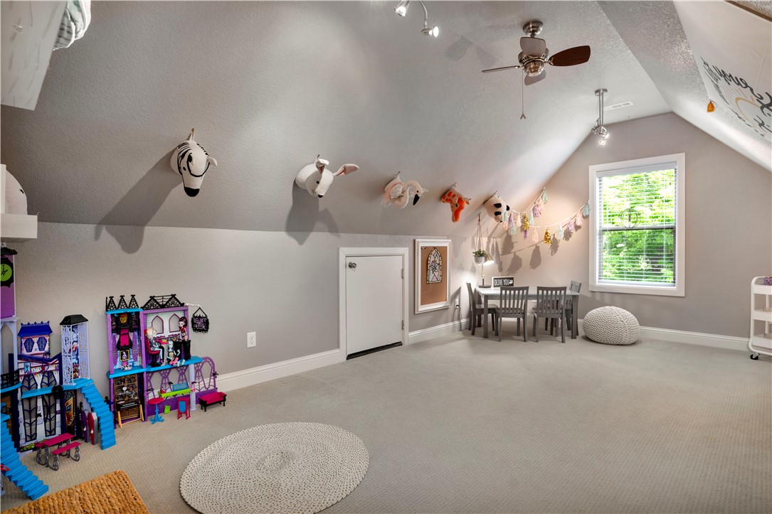 East Oaks Ph II - Residential