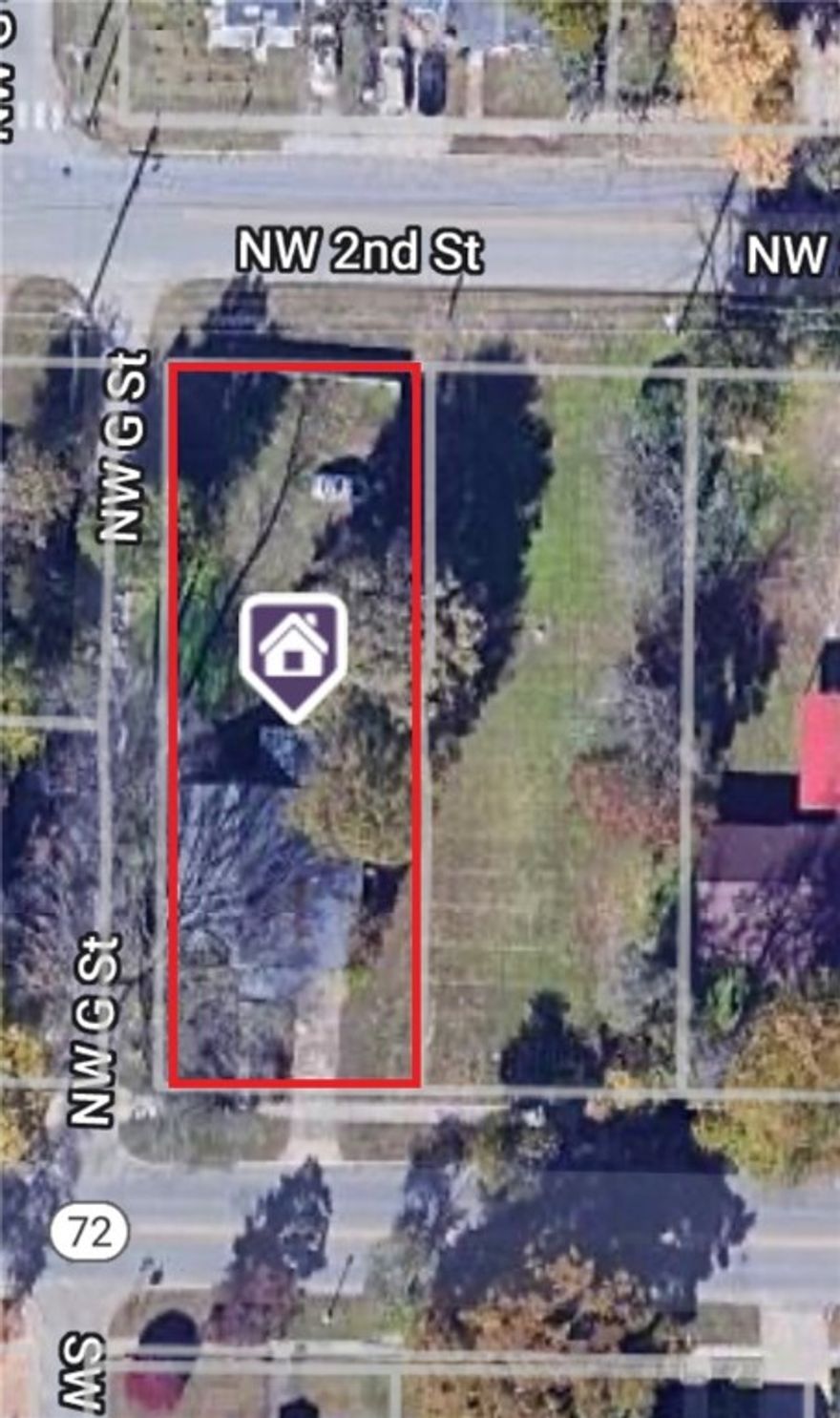 One of the most desirable streets in NWA steps away from Bentonville Square. This lot is .23 acres with a great 2 bdrm and 1 bath house on it (great condition). Walking distance to trails, entertainment, restaurants and everything that downtown Bentonville has to offer.