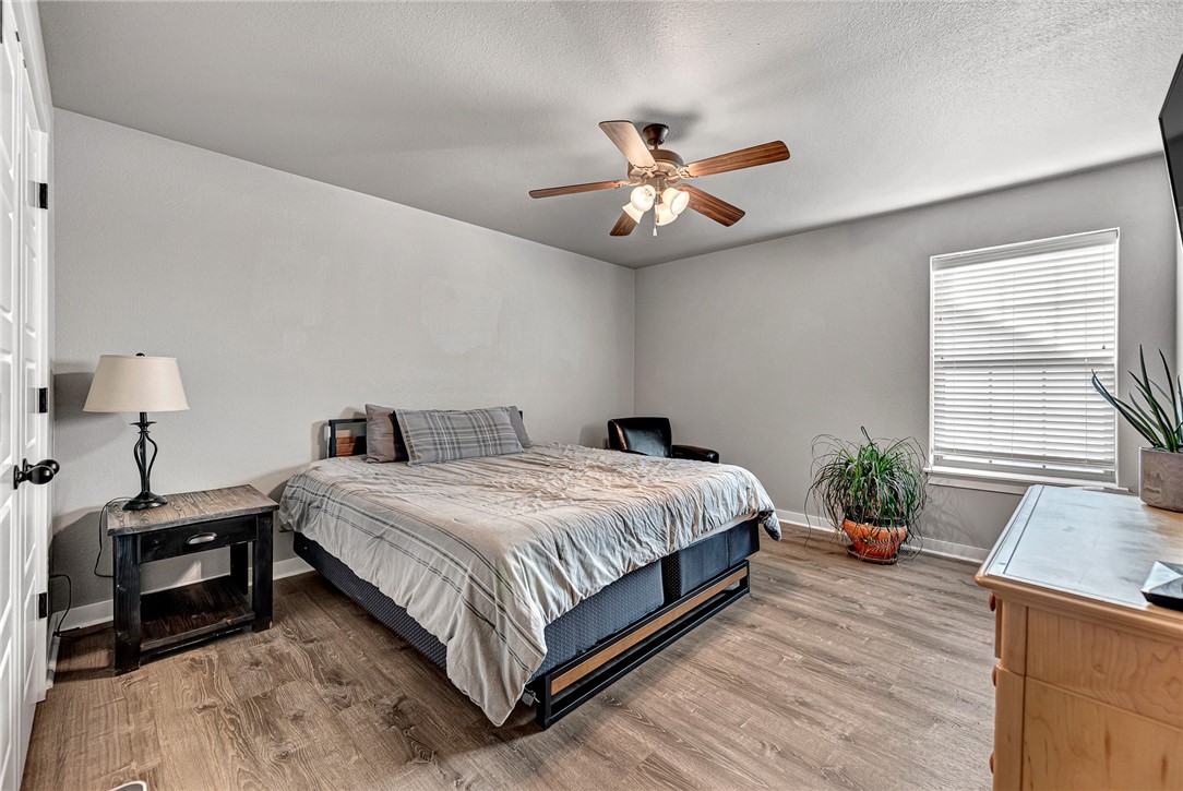 Emerald Point - Residential