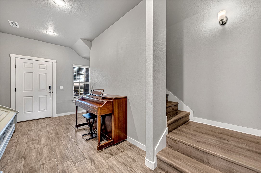 Emerald Point - Residential