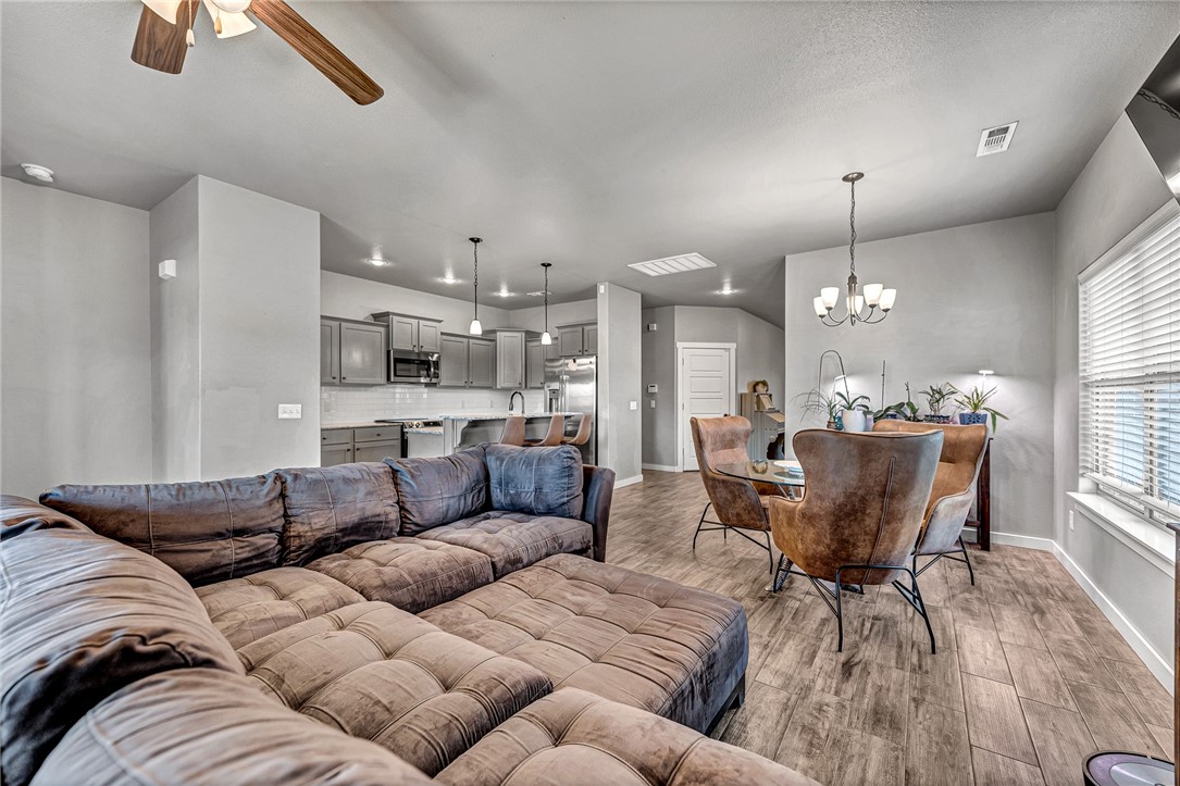 Emerald Point - Residential