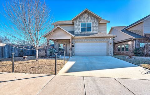 Photo of 396 N Torc Lane, Fayetteville, AR 72704 (MLS # 1333073)