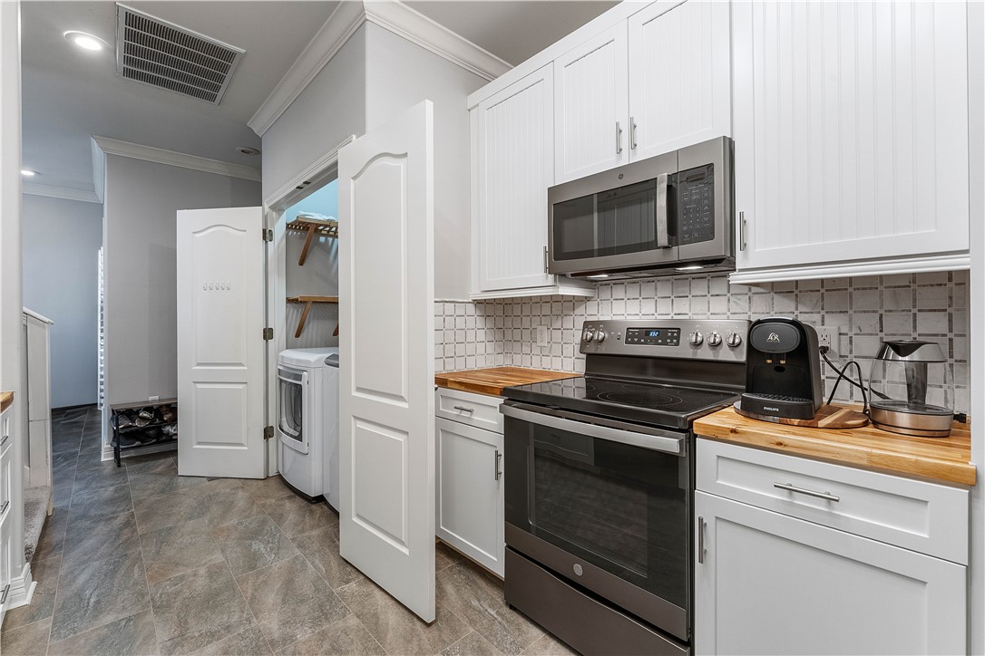 Homes At Oakmont Horizontal Prop Rogers - Residential