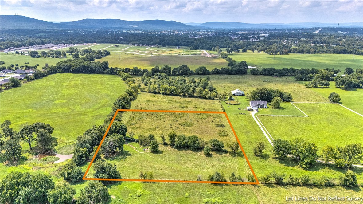 Fayetteville Outlots - Land
