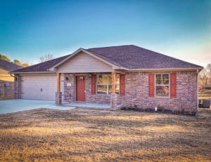 Beautiful, affordable, and brand new! This lovely open concept home is now complete in Pottsville's newest neighborhood and it features all the latest trends and fixtures you've been dreaming of at a price that you can afford today! Engineered wood flooring, granite counters, and a fabulous walk in closet are just a few items on the list of reasons you're going to love calling 2 Fox Creek Court home.