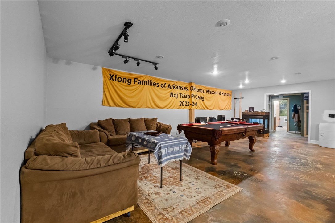 HOME SWEET HOME - Residential